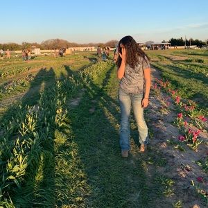Meet your Posher, Caroline